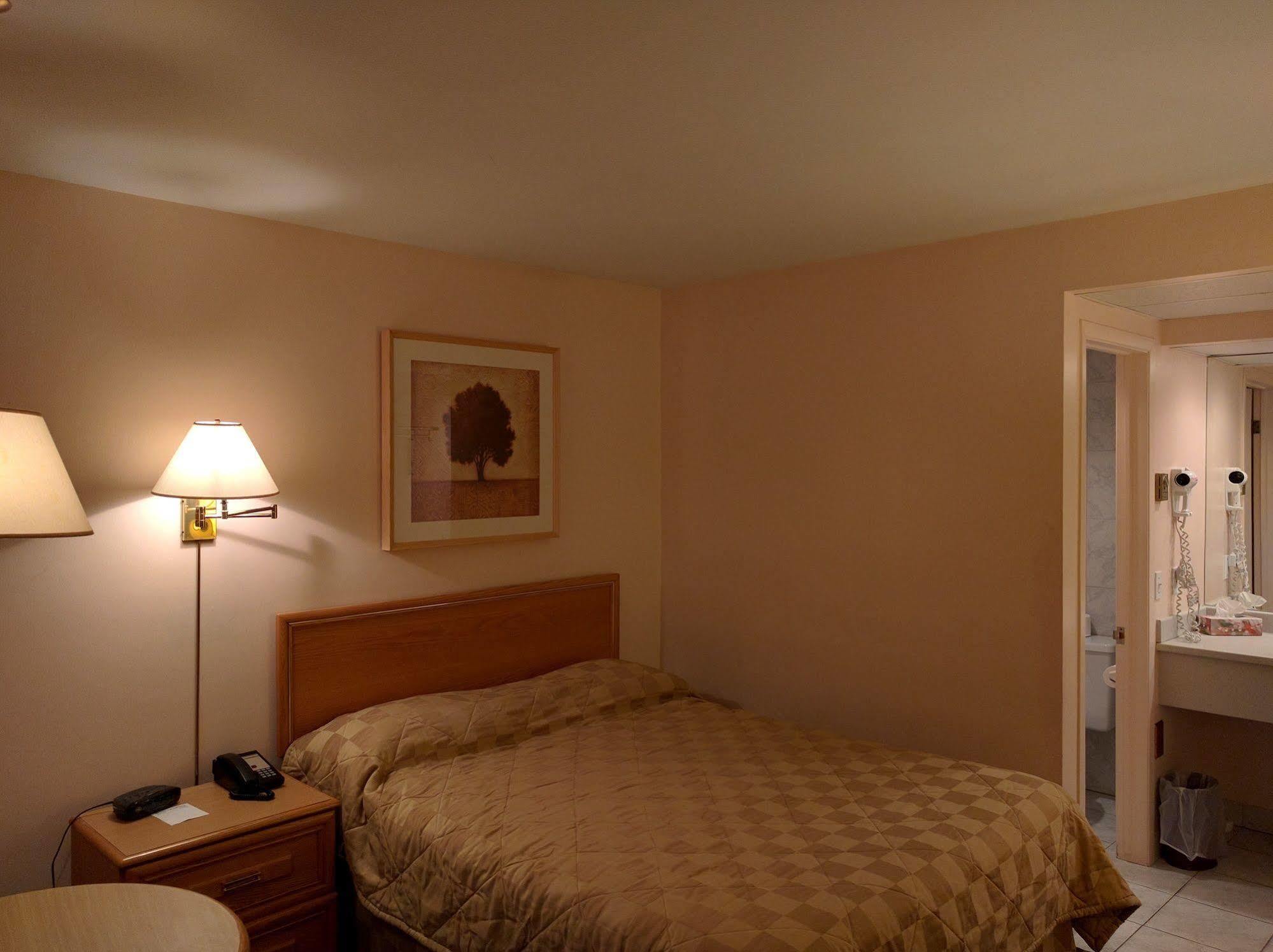 Motel La Siesta Saint-Lambert-Chambly 외부 사진
