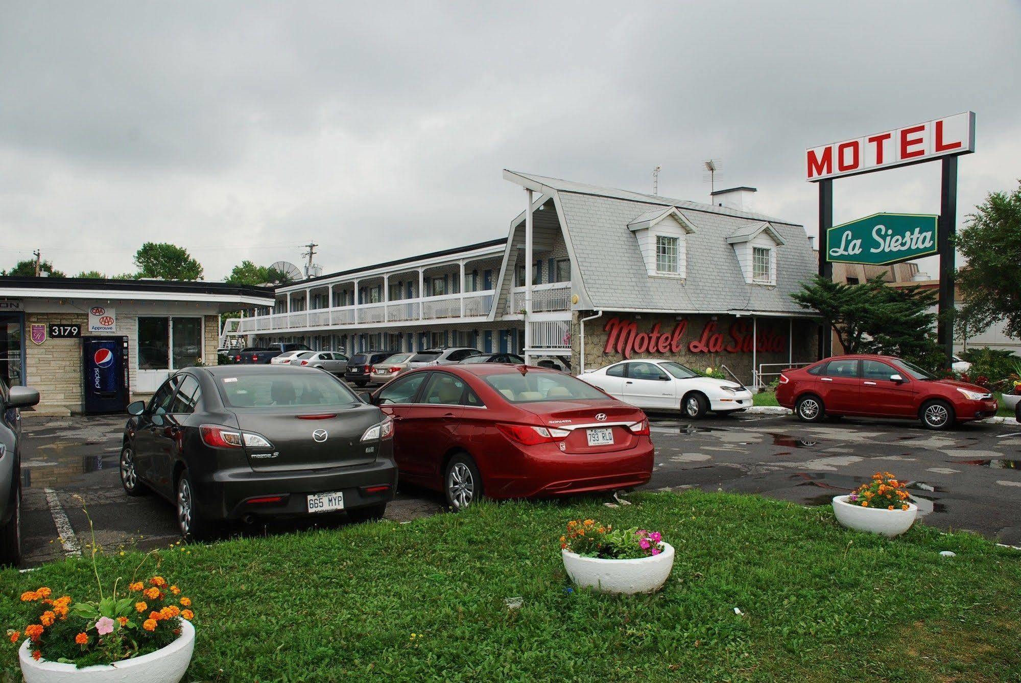 Motel La Siesta Saint-Lambert-Chambly 외부 사진